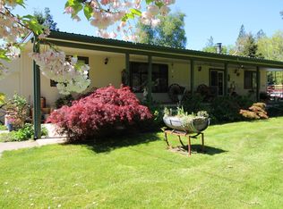 760 Cedar Flat Rd, Williams, OR 97544