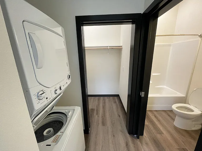 95 N Washington St #6 — Photo 8