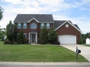 134 Ashwood Ln, Orchard Park, NY 14127