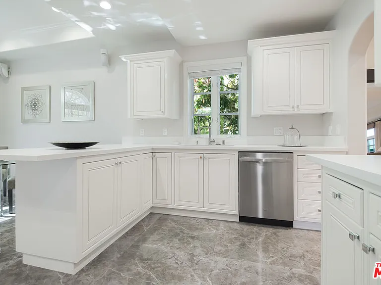 202 N Crescent Dr #1 — Photo 7