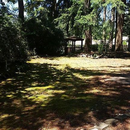 4th image of 8920 Skokomish Way NE