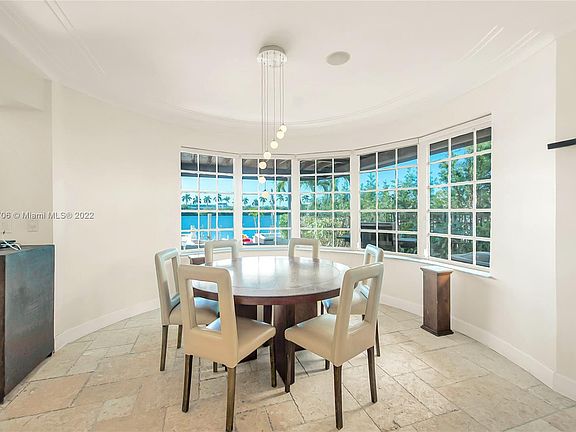 5th image of 224 S Coconut Ln
