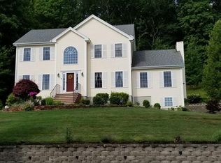 40 Snow Rd, Haverhill, MA 01832