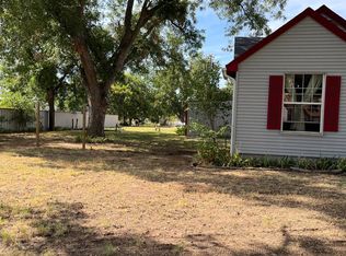 701 E Rosser, Tipton, OK 73570
