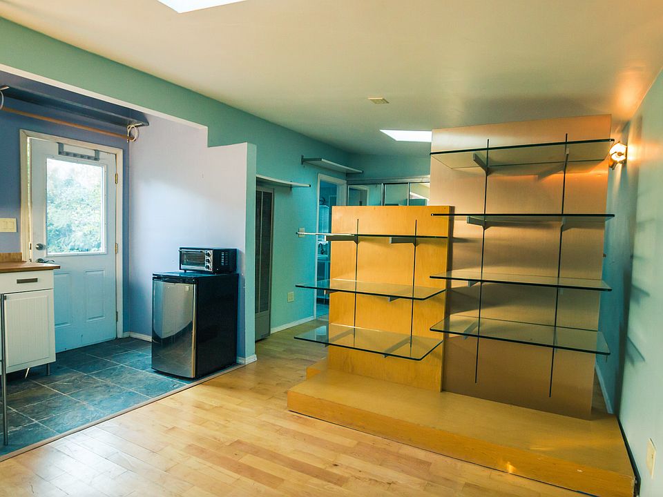 1st image of 742 Barron Ave #Cottage