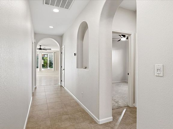 5th image of 1528 Morning Glory Ln