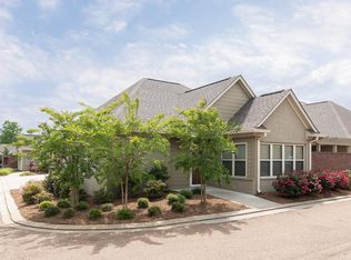 701 Stonebridge Rd, Oxford, MS 38655