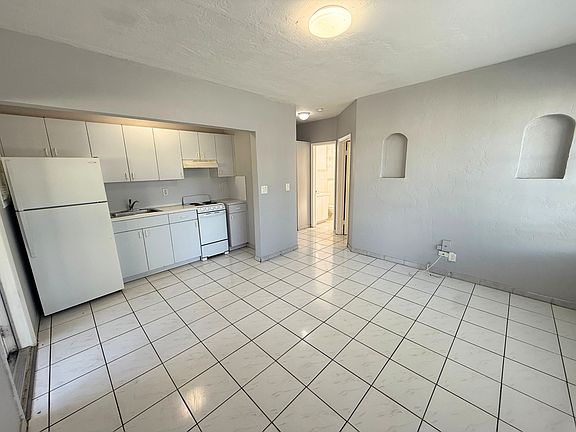 3rd image of 1816 Taft St #1