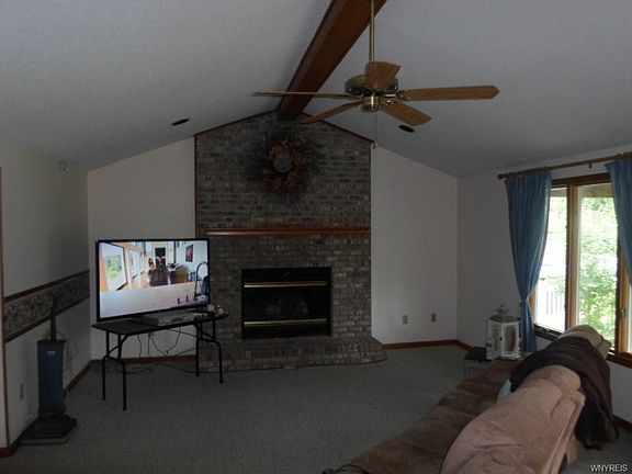 5th image of 544 Homestead Dr