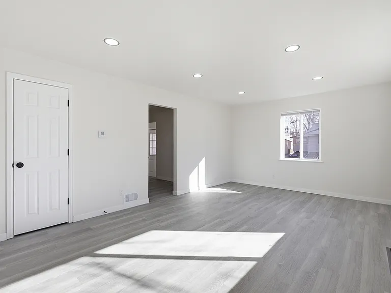 4805 W Custer Pl — Photo 9