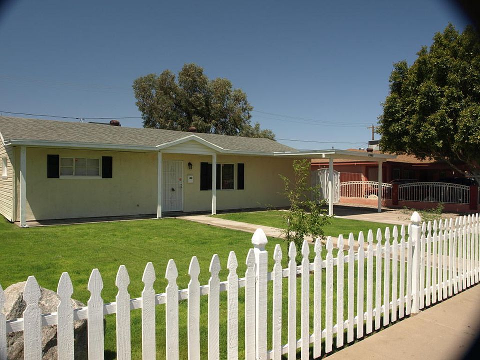 1st image of 3006 W Glenrosa Ave