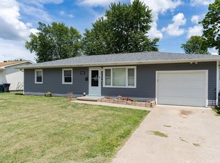 1106 S 4th St, Moberly, MO 65270
