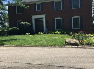 1111 Scarborough Way, Cincinnati, OH 45215