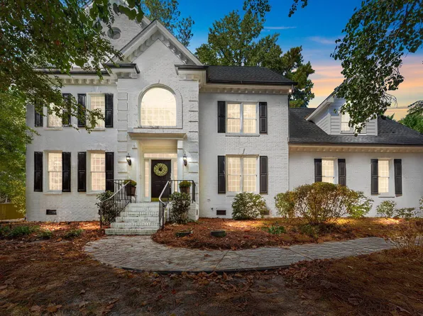 501 Lyndenbury Dr, Apex, NC 27502
