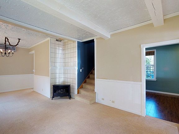5th image of 418 Long St