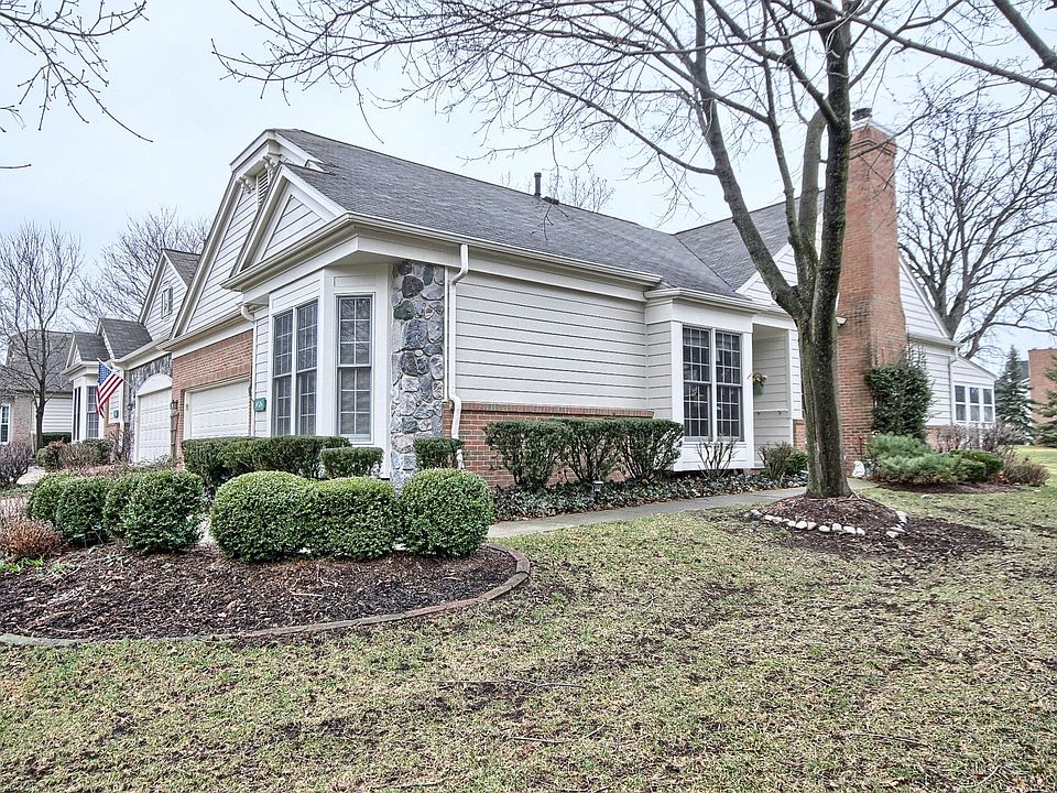 1st image of 39706 Muirfield Ln