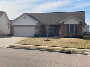 544 N Point Ct, Troy, OH 45373
