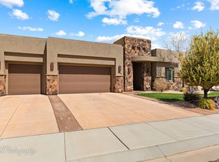 1534 W Fish Rock Rd, Saint George, UT 84770