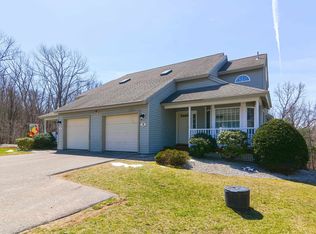 3 Henri Ct, Atkinson, NH 03811