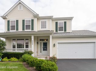 909 Clover Ridge Ln, Itasca, IL 60143
