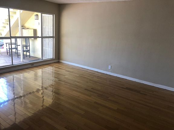 3rd image of 7705 Romaine St APT 2