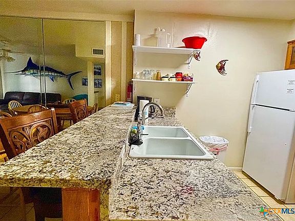 3rd image of 458 S 15th St #4
