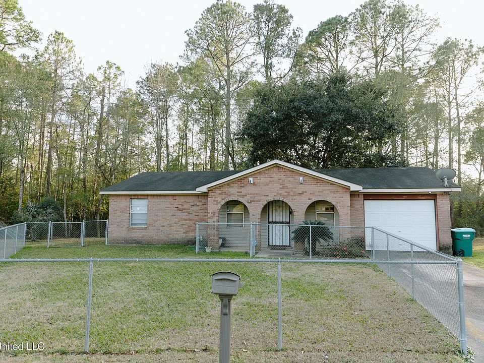 1st image of 1405 Kingfisher Dr