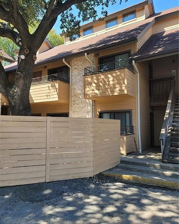 1st image of 2714 Nueces St APT 107