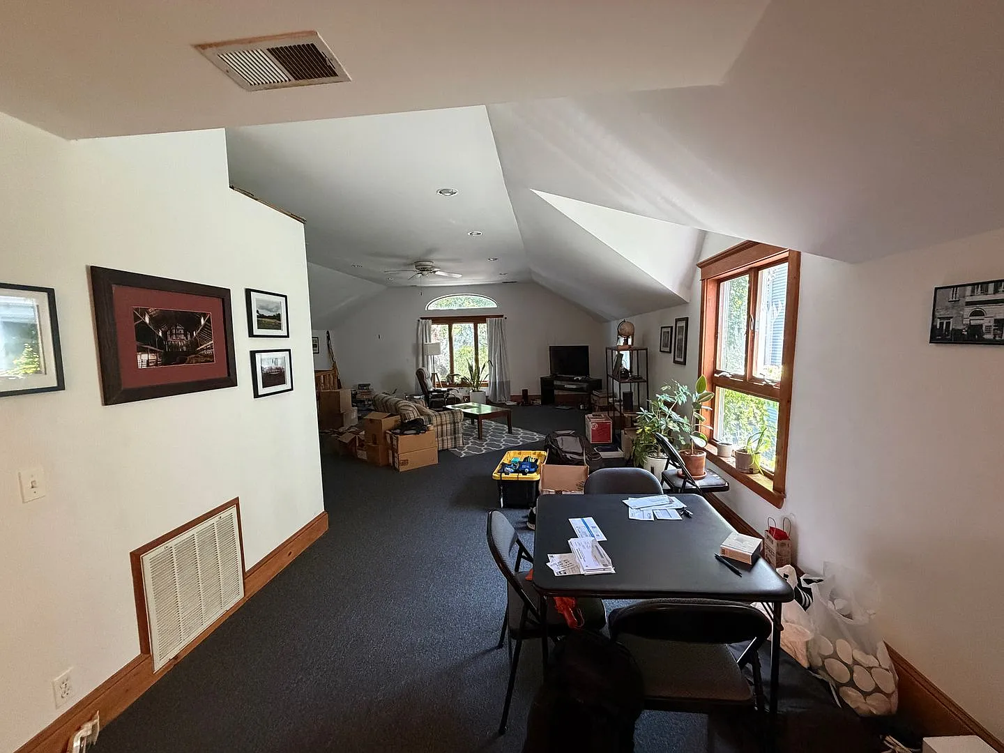 2724 N Racine Ave — Photo 4