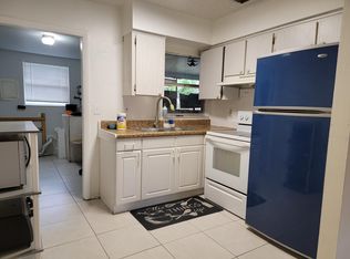 3698 135th Ave #B, Largo, FL 33771