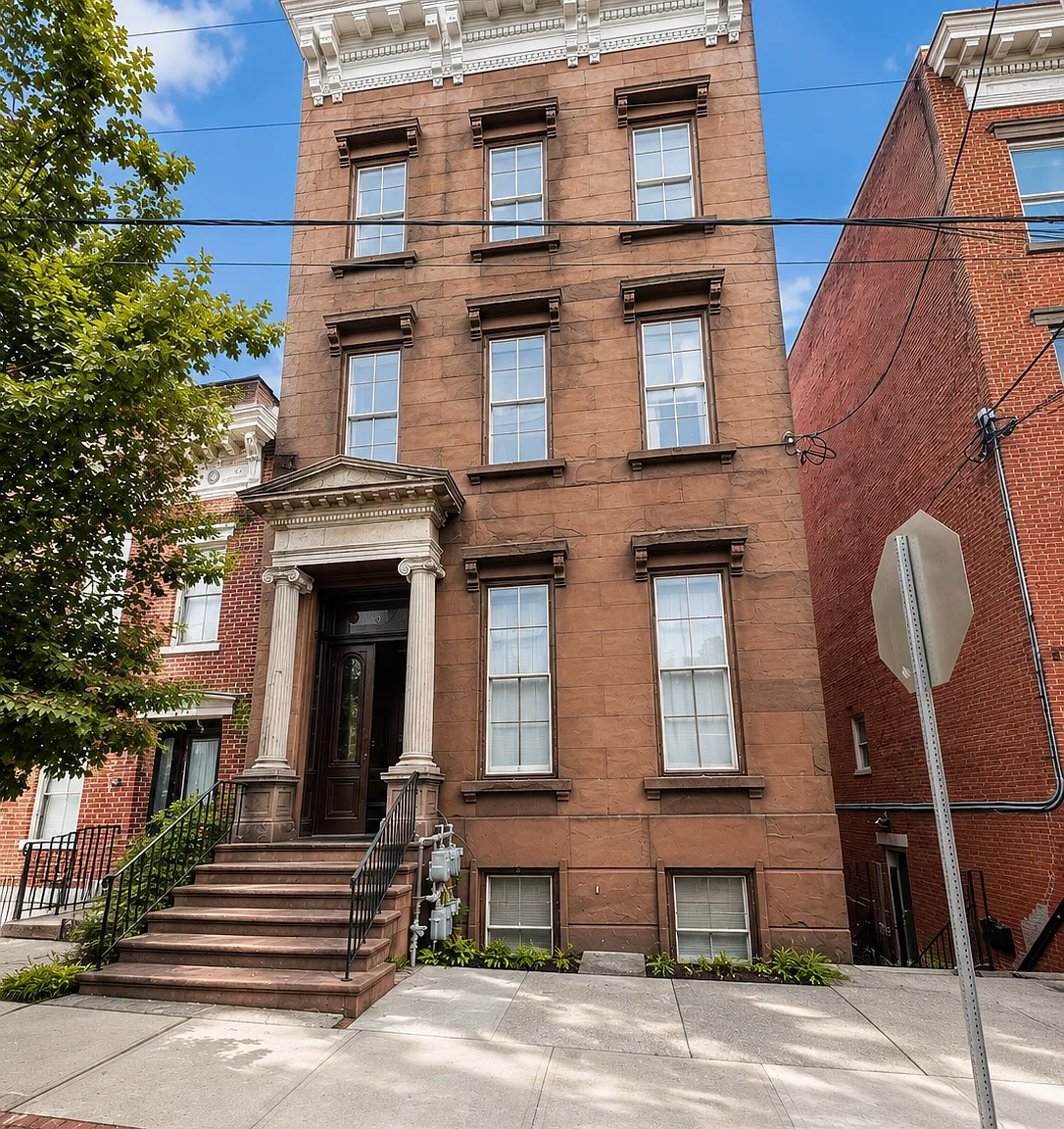 3 bed, $1,800 — Photo 2