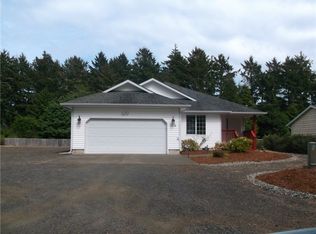 170 Dolphin Ave NE, Ocean Shores, WA 98569