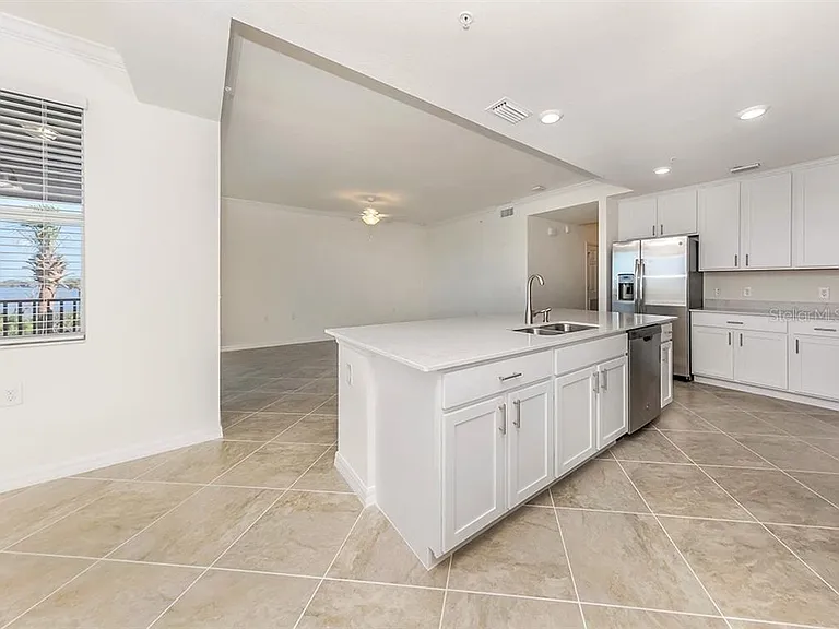 920 Tidewater Shores Loop #307 — Photo 17