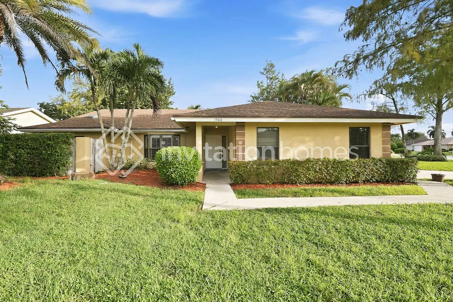 1566 Hollyhock Rd Wellington, FL 33414 — Photo 1