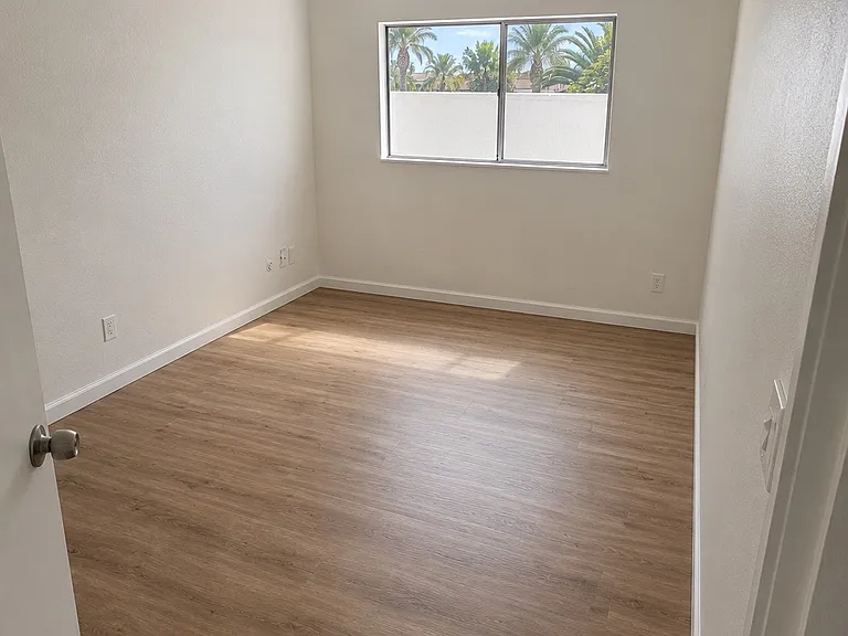2210 San Blas Ct #2 — Photo 7