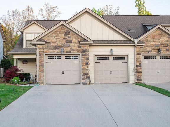 2nd image of 2340 Rivendell Ln