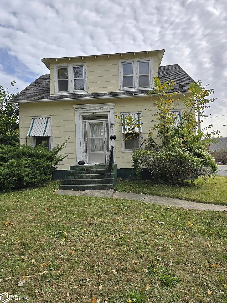 1500 Thul St photo 1