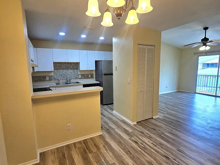 1860 Long Iron Dr #1021 — Photo 15