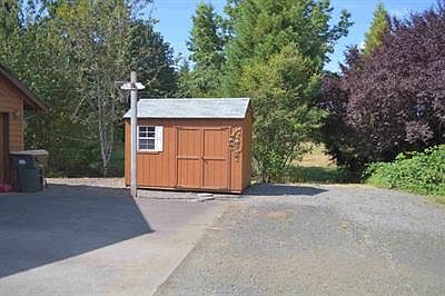 2nd image of 3144 36th Ave NE