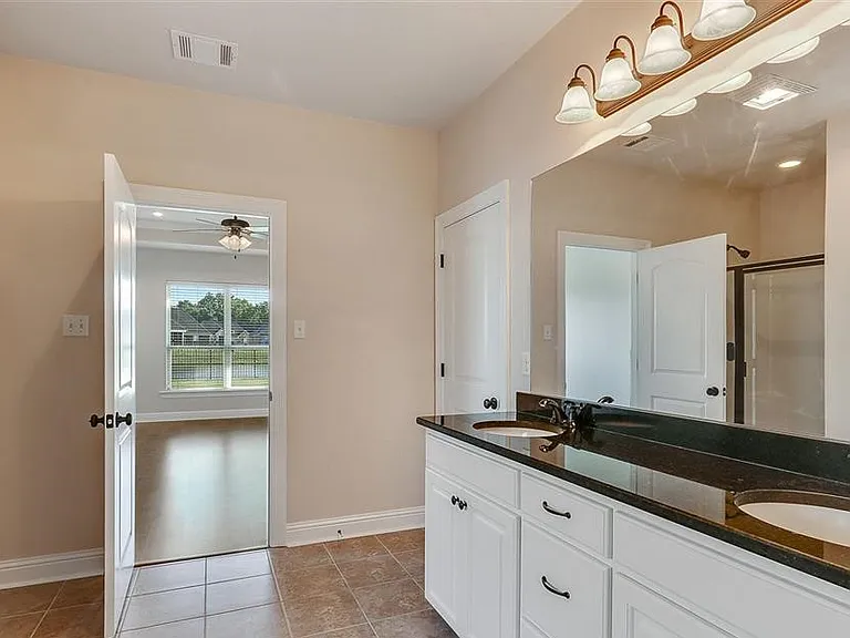 4576 Stonewall Dr — Photo 9