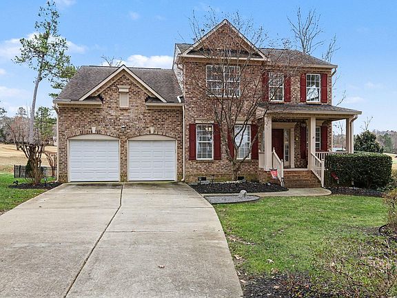 3rd image of 427 Competition Rd