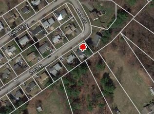 11 Doris St, Groveland, MA 01834