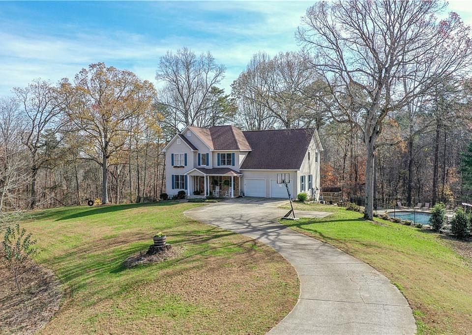 1st image of 123 Tara Dr