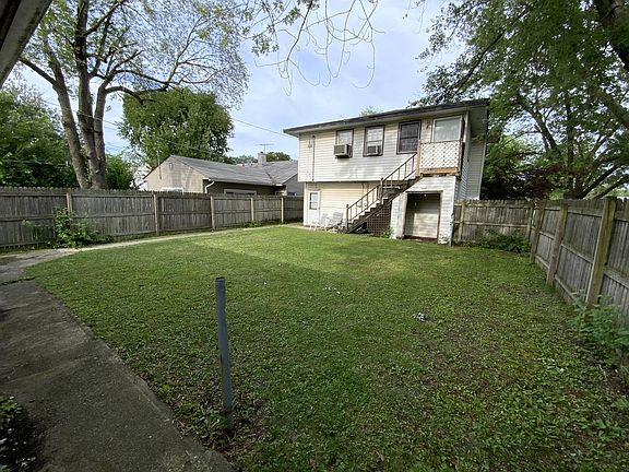 4th image of 17056 Lorenz Ave
