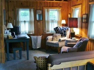 6 Brandon St, Holland, MA 01521