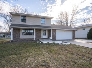 704 Northview Dr, Dallas Center, IA 50063