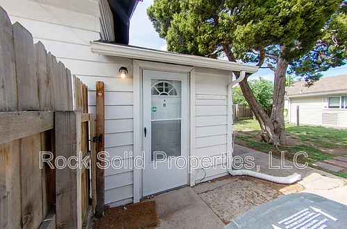 516 E 6th St #B Photo 1