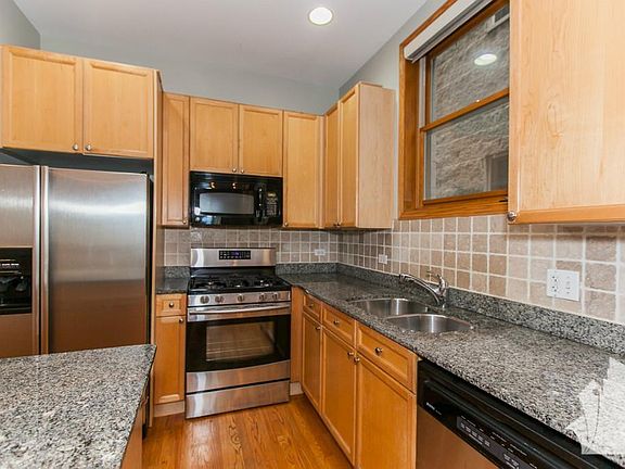 3rd image of 2915 N Damen Ave #1S1ST