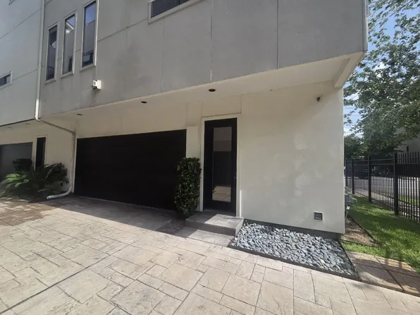 1318 Crockett St, Houston, TX 77007