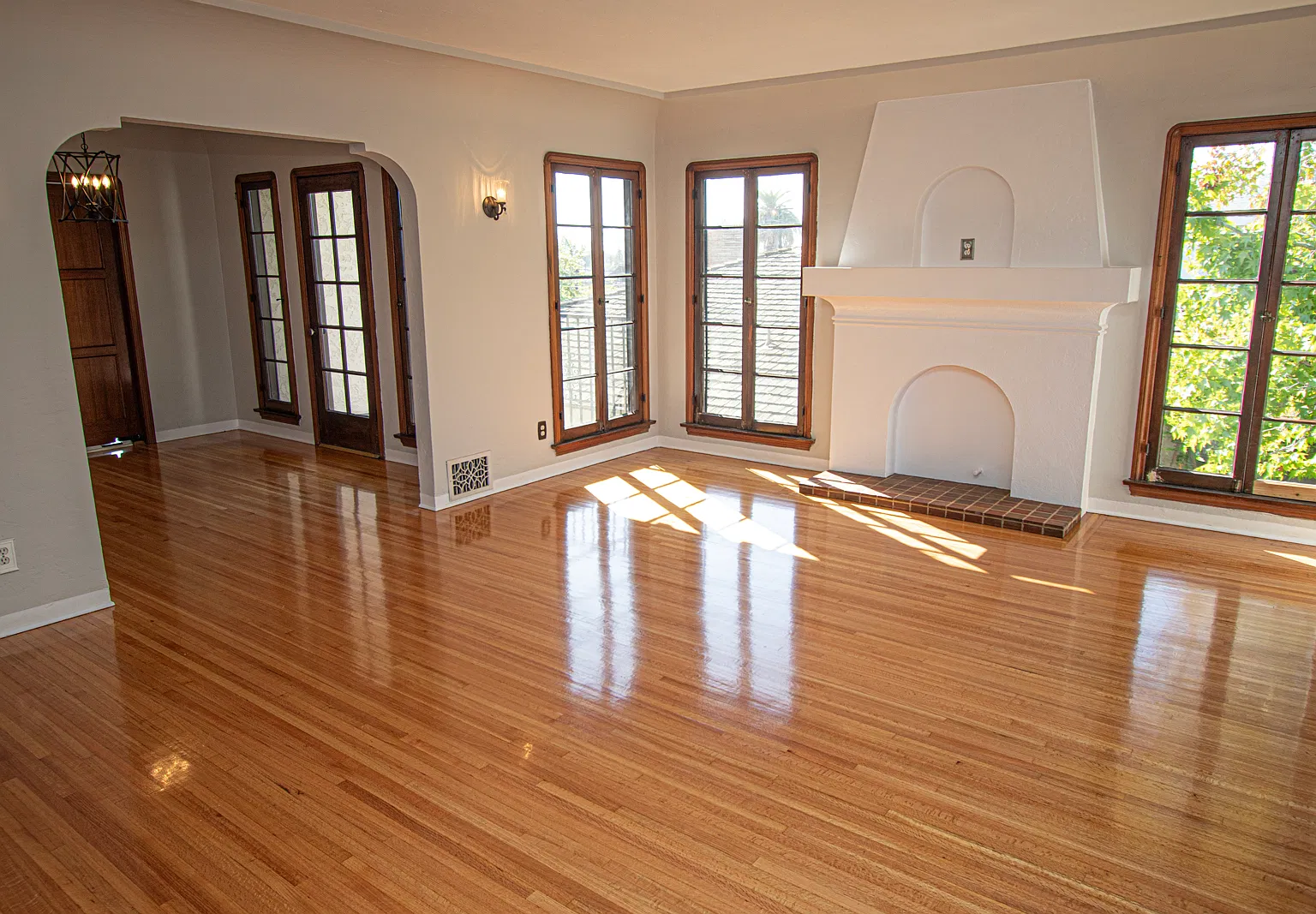 2 bed, 1200 sqft, $3,795 — Photo 3